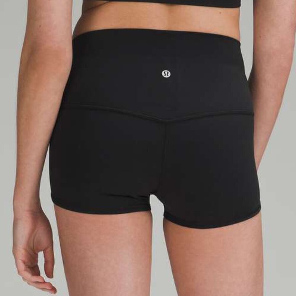 NWT Lululemon Align High-Rise Short 2" - 4 Black - Picture 2 of 8